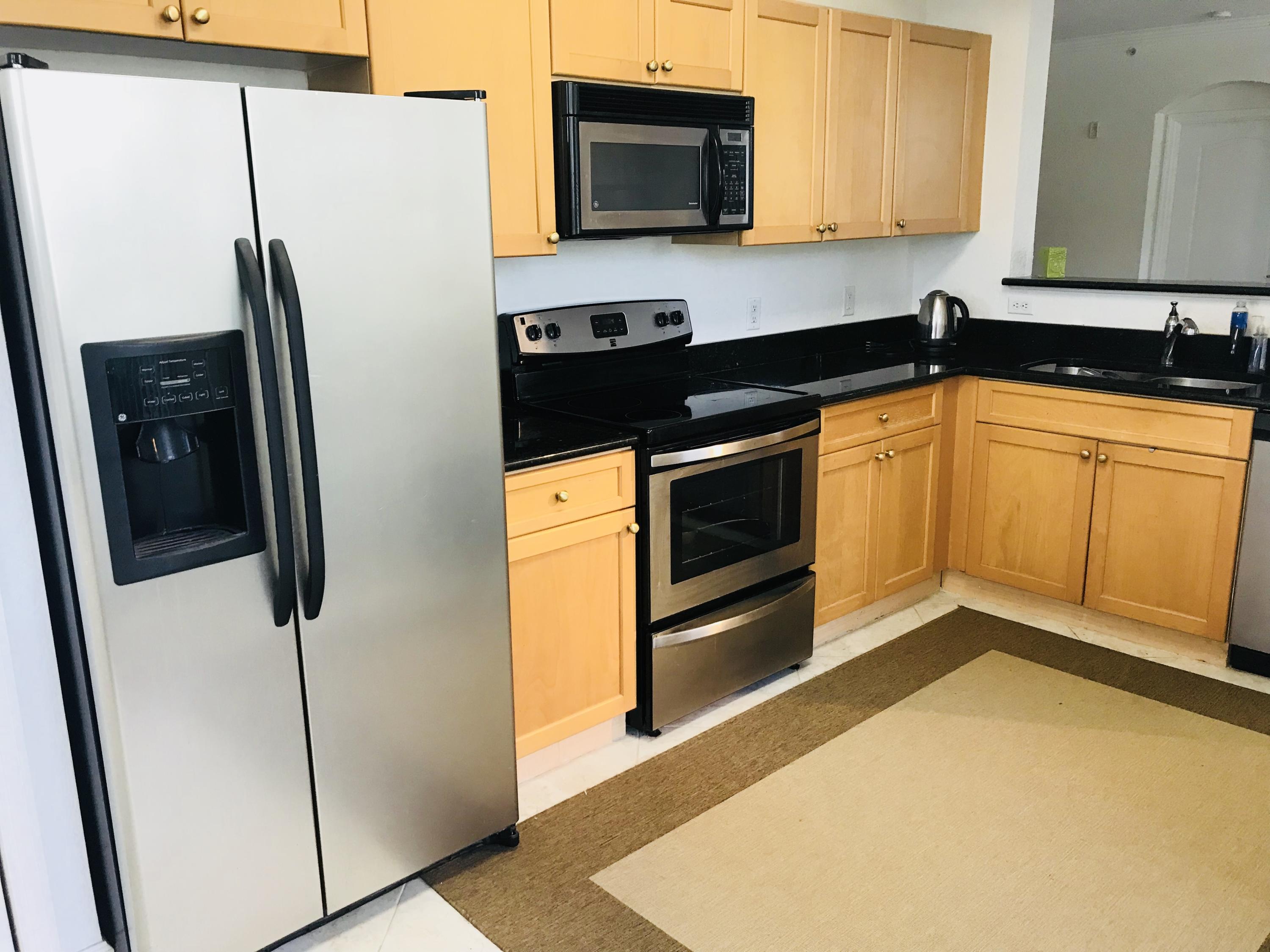 RESIDENCES AT LEGACY PLACE CONDO - Residential Lease