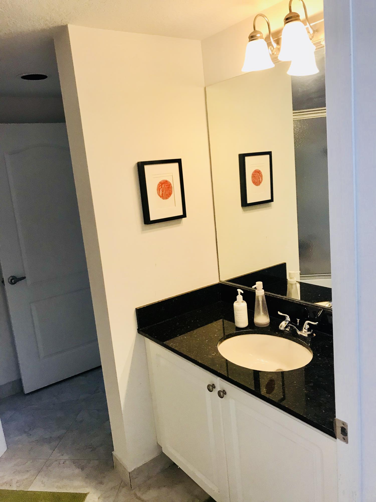 RESIDENCES AT LEGACY PLACE CONDO - Residential Lease