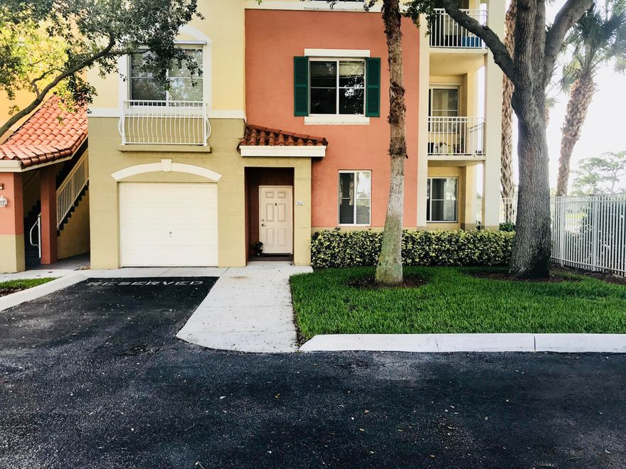 Gorgeous Luxury Condo END UNIT in Legacy Place with a ONE CAR GARAGE and an additional parking space. This large model unit boats 1,051 living sq ft with beautiful tile throughout. Large tub shower, built in desk, large kitchen, full size W/D, and huge closet. No Carpet! The community offers a fantastic gym, clubhouse, and resort style pool overlooking the lake. This condo has great walkability to shopping and dining and is within minutes to Downtown Gardens, The PGA Mall, I-95, Palm Beach State College, and much more! Pets welcome!