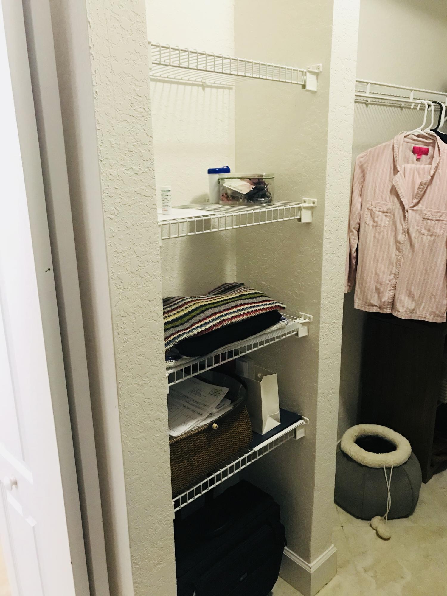 RESIDENCES AT LEGACY PLACE CONDO - Residential Lease