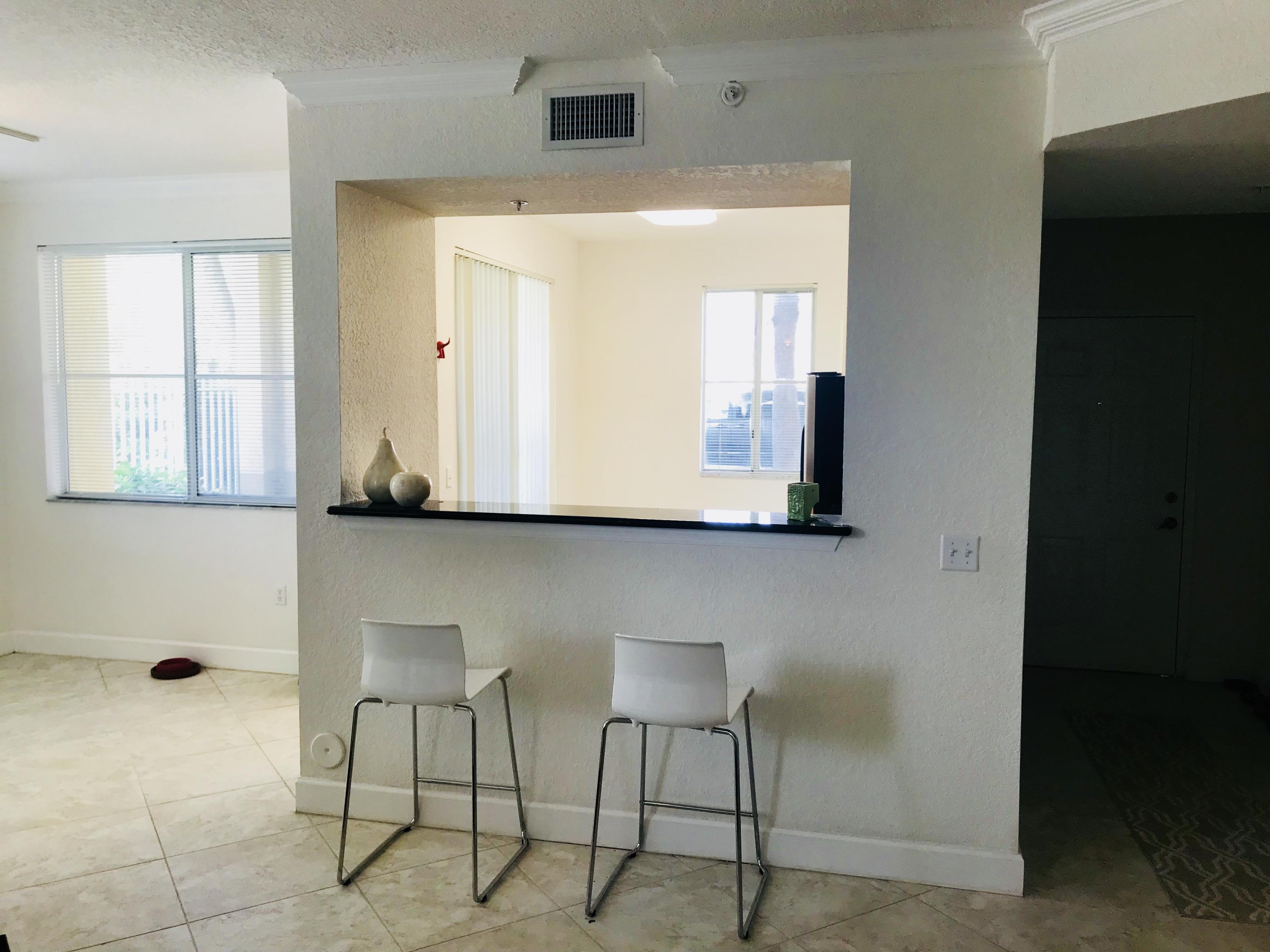 RESIDENCES AT LEGACY PLACE CONDO - Residential Lease