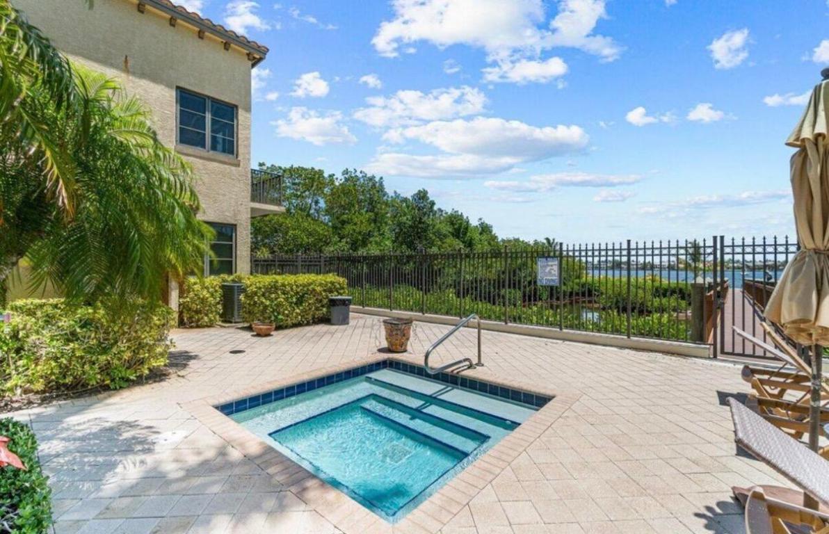 VILLAGIO DEL MAR - Residential