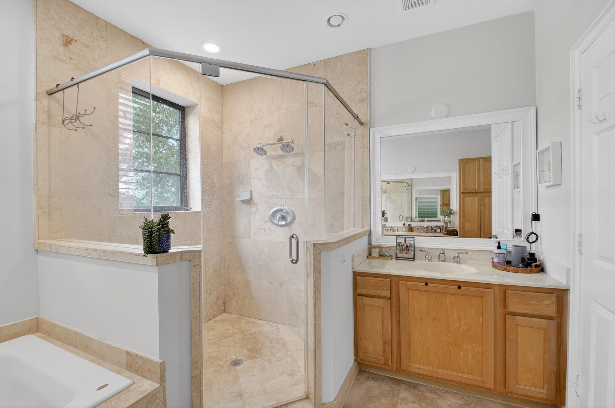 VILLAGIO DEL MAR - Residential