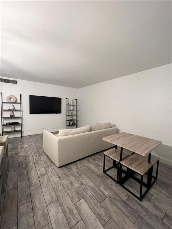 Monroe of Hollywood - Residential