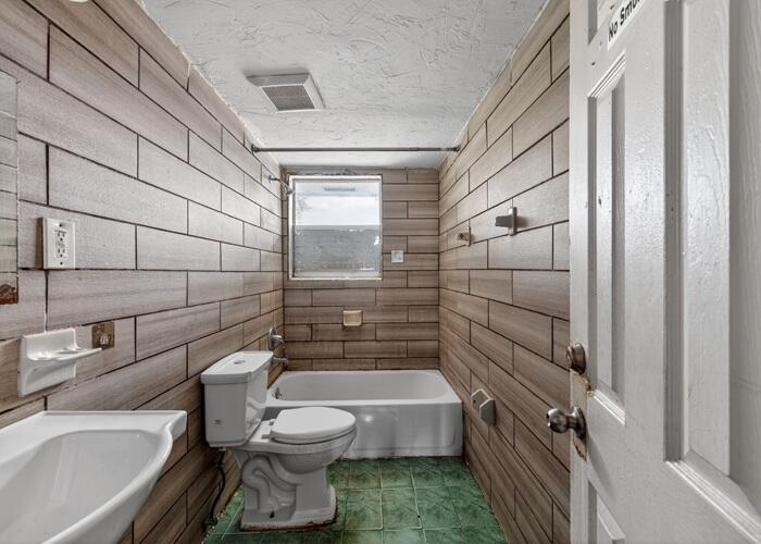 HIALEAH HEIGHTS - Residential