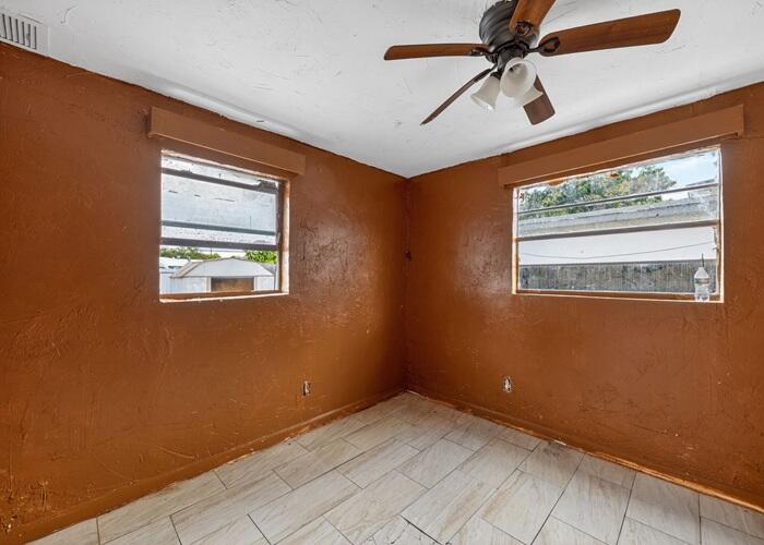 HIALEAH HEIGHTS - Residential