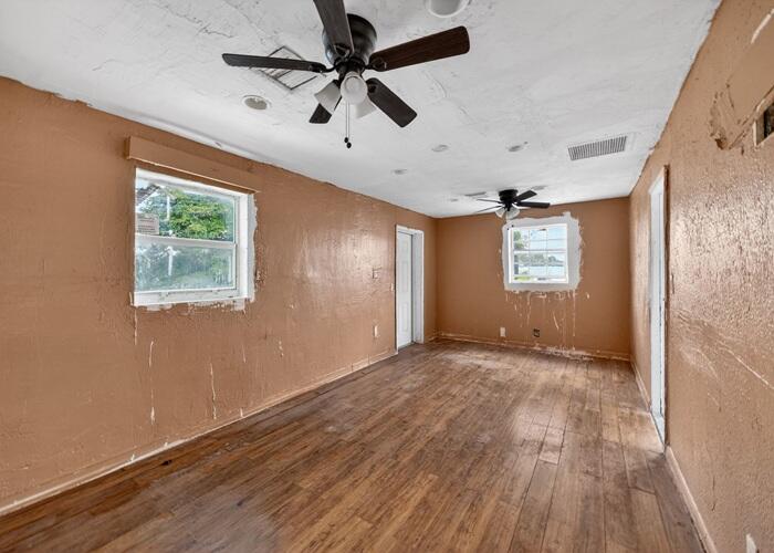 HIALEAH HEIGHTS - Residential