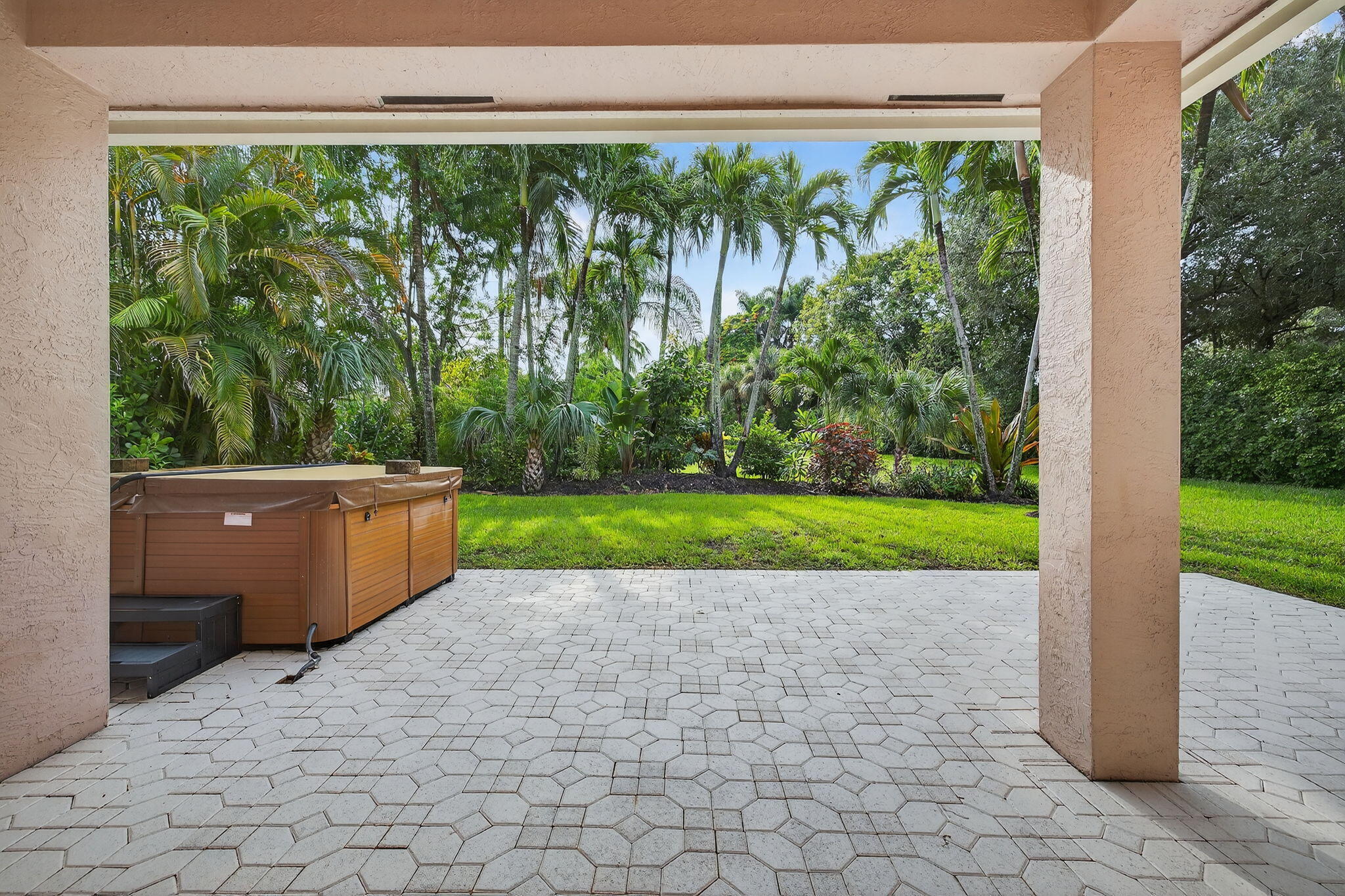 ABERDEEN 27 - Residential