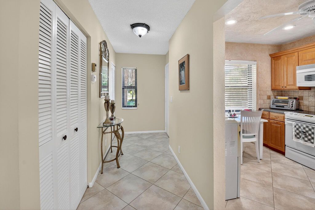 Photo of 21669 Tall Palm Circle #1B, Boca Raton, FL 33433 (MLS # F10516027)