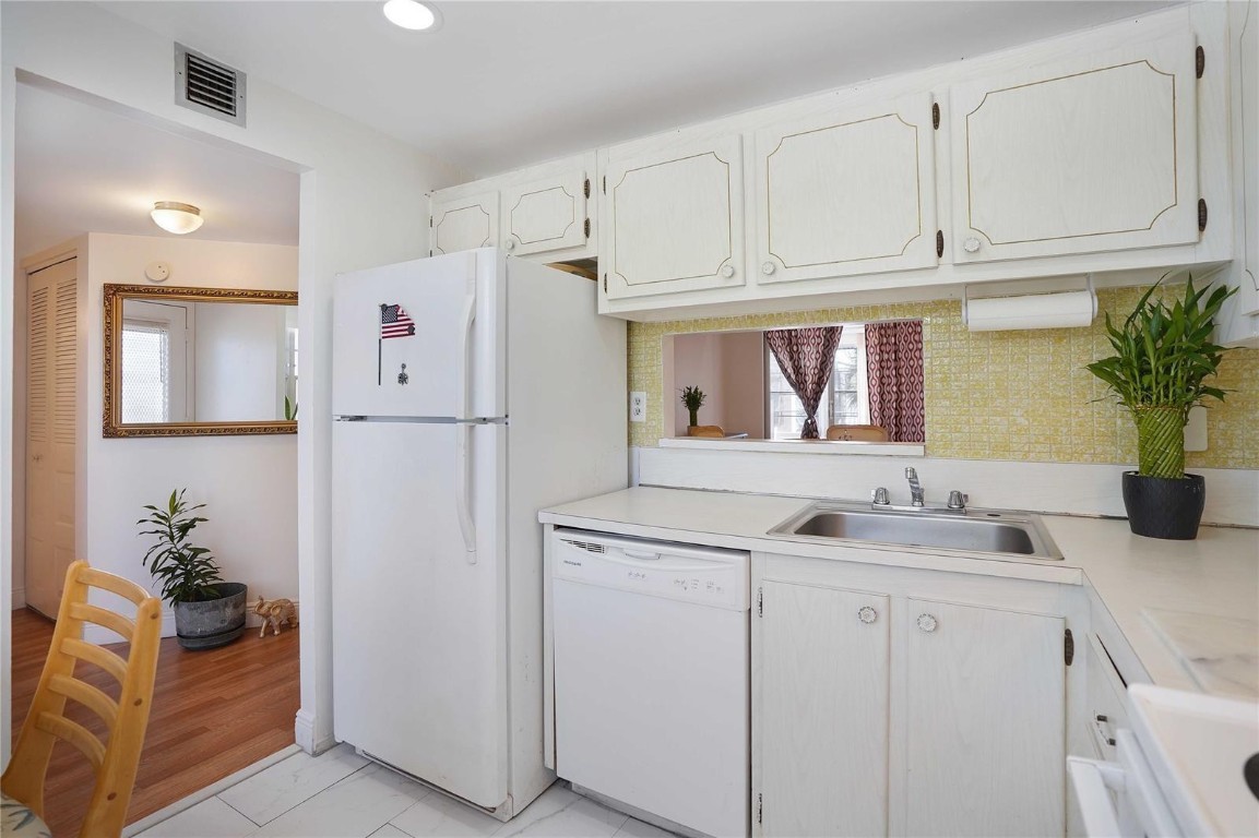 Cypress Chase Condo D - Residential