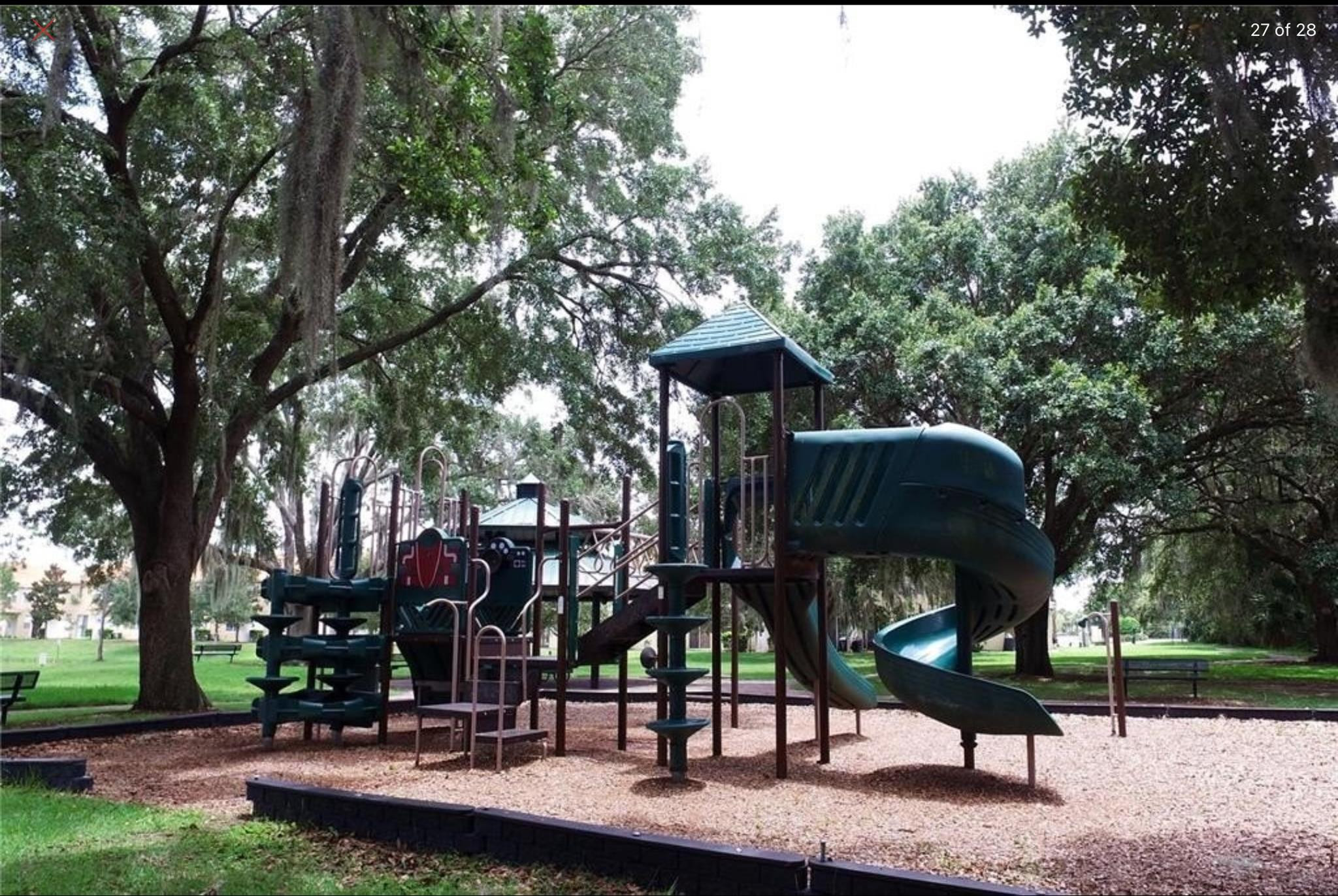 COMPASS BAY - Residential