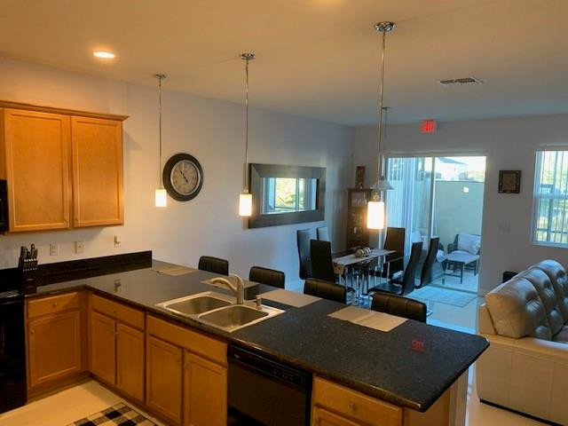 COMPASS BAY - Residential