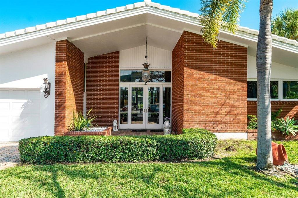 SUN AND SURF CLUB COMMUNI - Residential