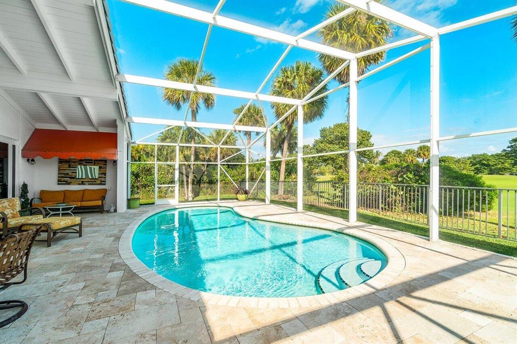 SUN AND SURF CLUB COMMUNI - Residential