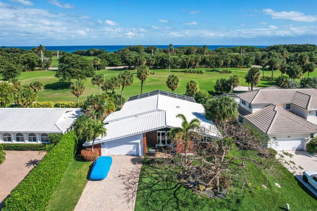 SUN AND SURF CLUB COMMUNI - Residential