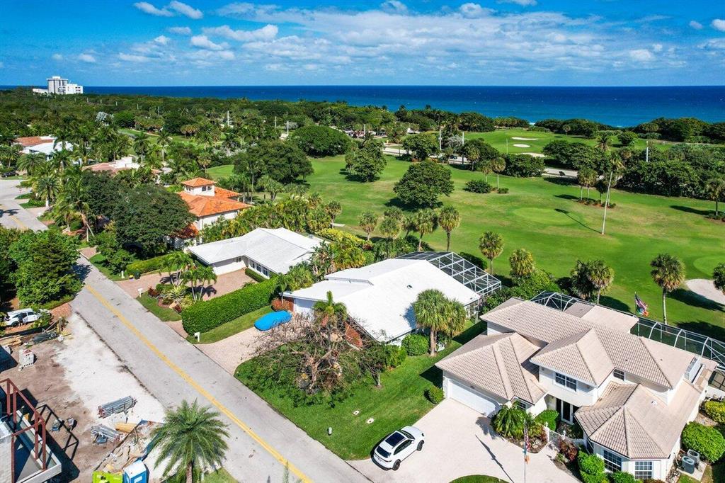 SUN AND SURF CLUB COMMUNI - Residential