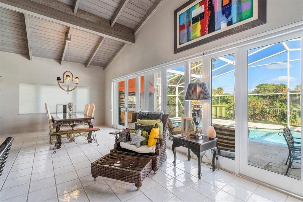 SUN AND SURF CLUB COMMUNI - Residential