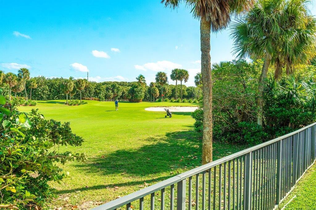 SUN AND SURF CLUB COMMUNI - Residential