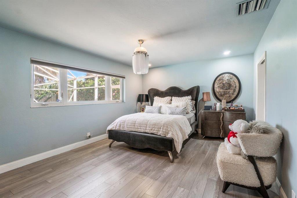 SUN AND SURF CLUB COMMUNI - Residential