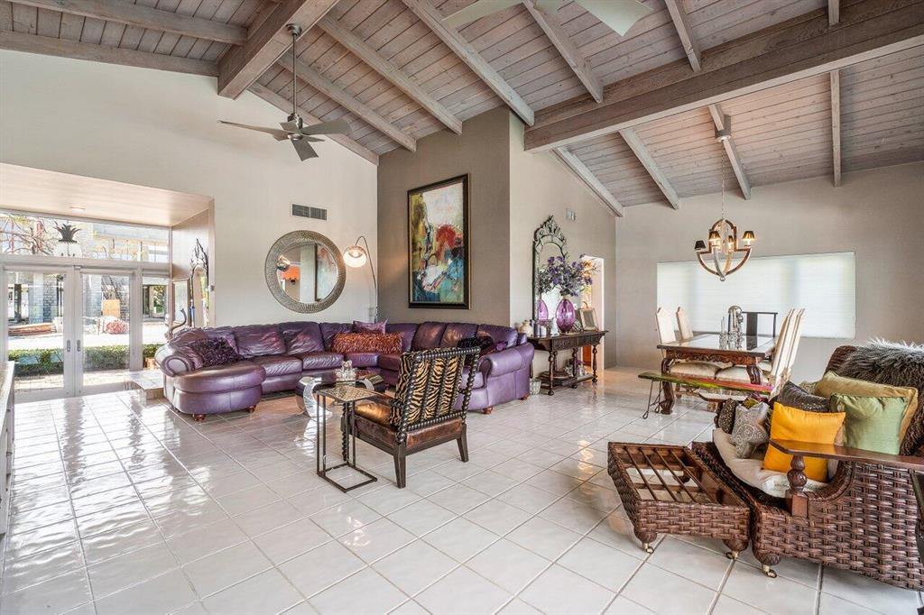 SUN AND SURF CLUB COMMUNI - Residential