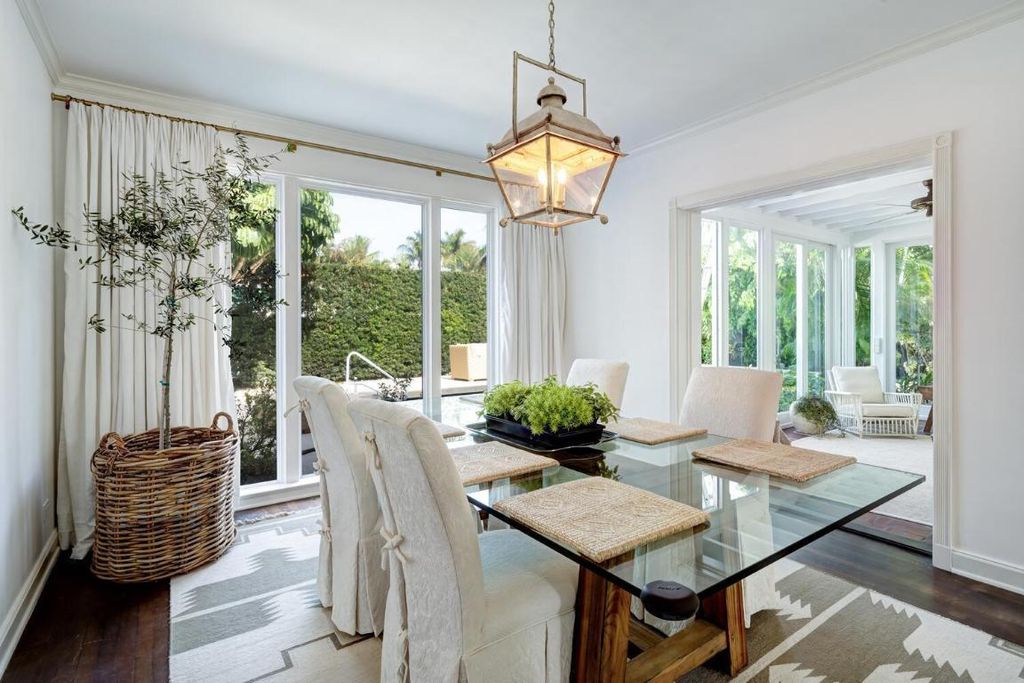 Photo of 259 Queens Lane, Palm Beach, FL 33480 (MLS # R11040669)