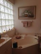 ABERDEEN 27 - Residential