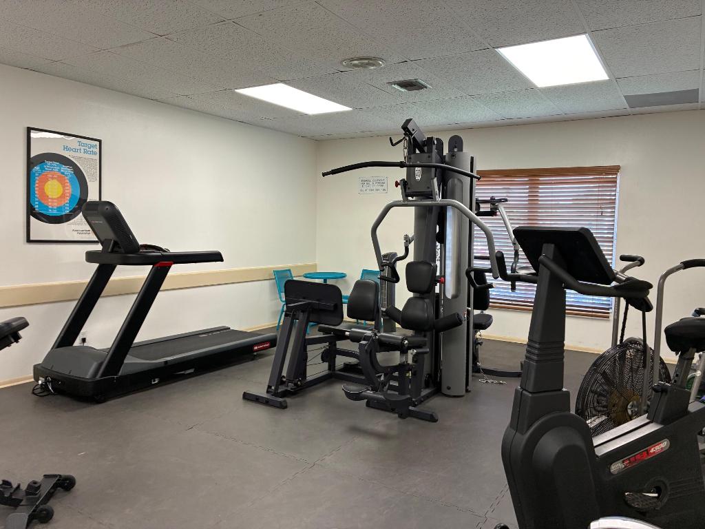 CRESTHAVEN VILLAS 7 CONDO - Residential