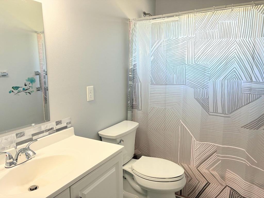 CRESTHAVEN VILLAS 7 CONDO - Residential