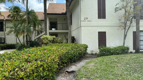 3209 Jog Park Drive Unit 2914, Greenacres, FL MLS: R11081162