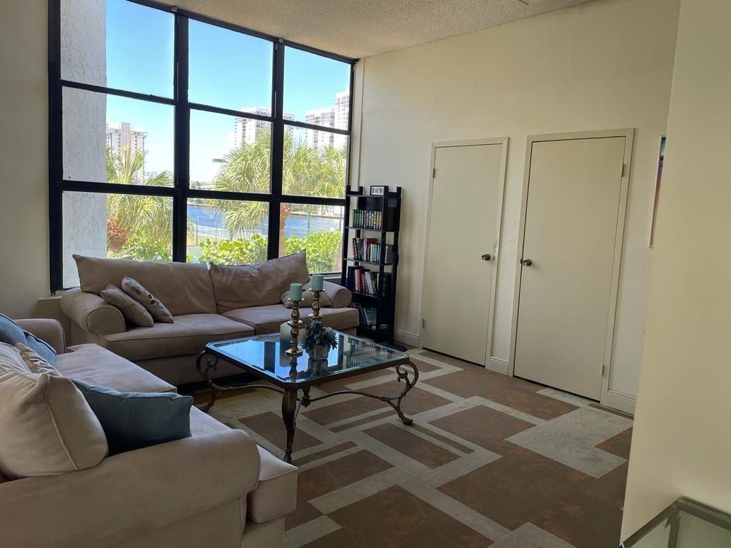 Oceanview Park Condo - Residential Lease