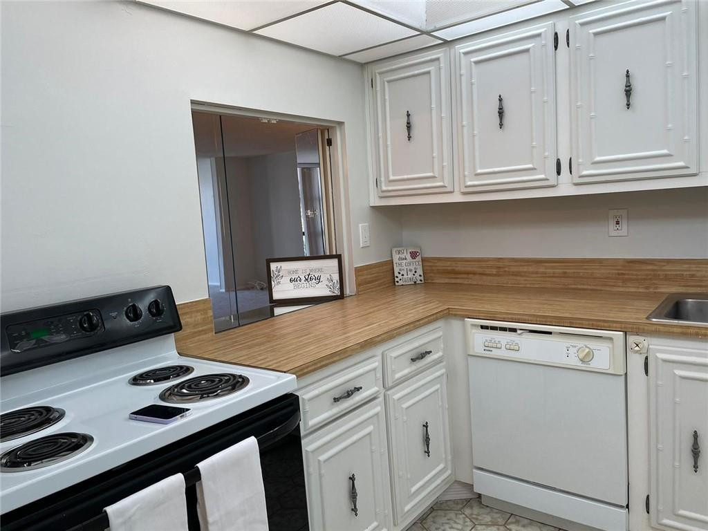 Oceanview Park Condo - Residential Lease