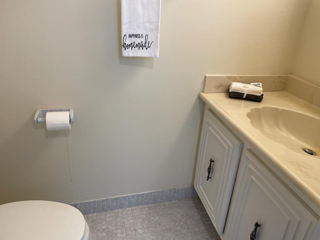 Oceanview Park Condo - Residential Lease