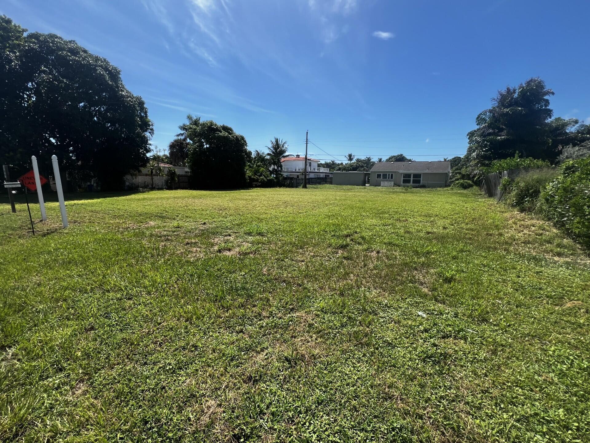 366 Alhambra Place