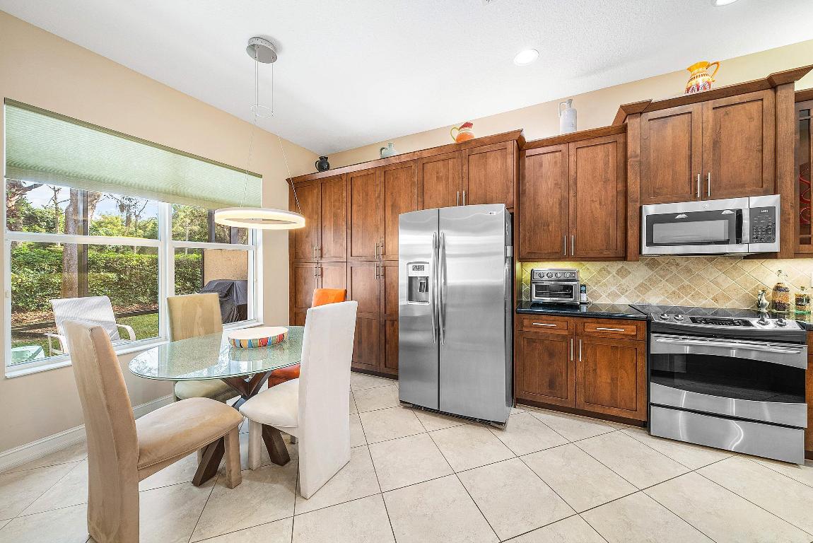 Valencia Reserve - Residential