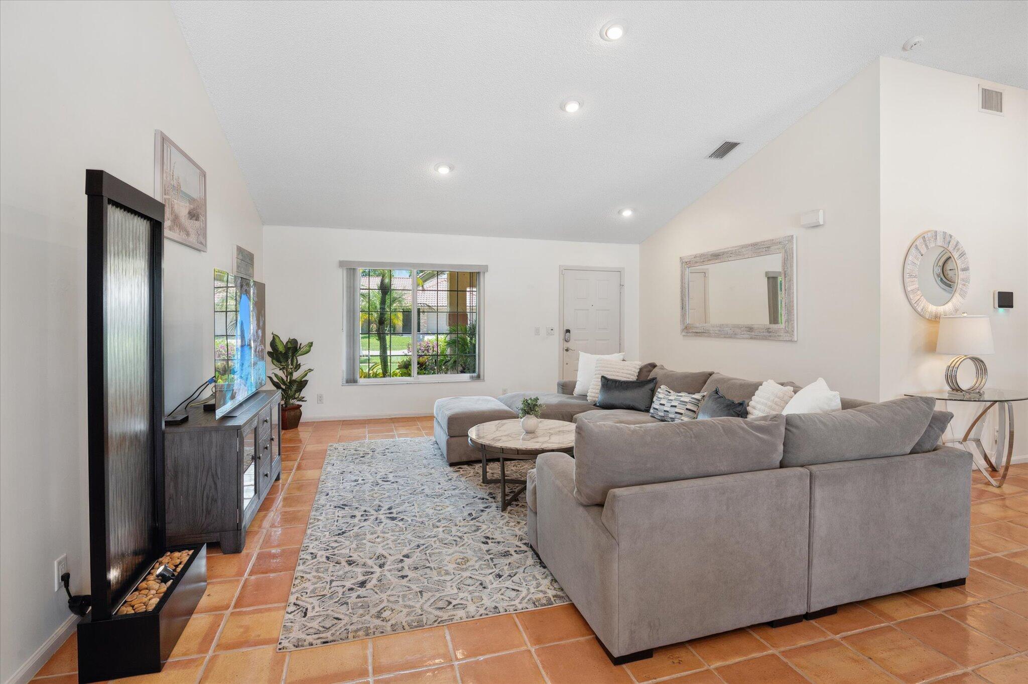 10080 Canoe Brook Circle