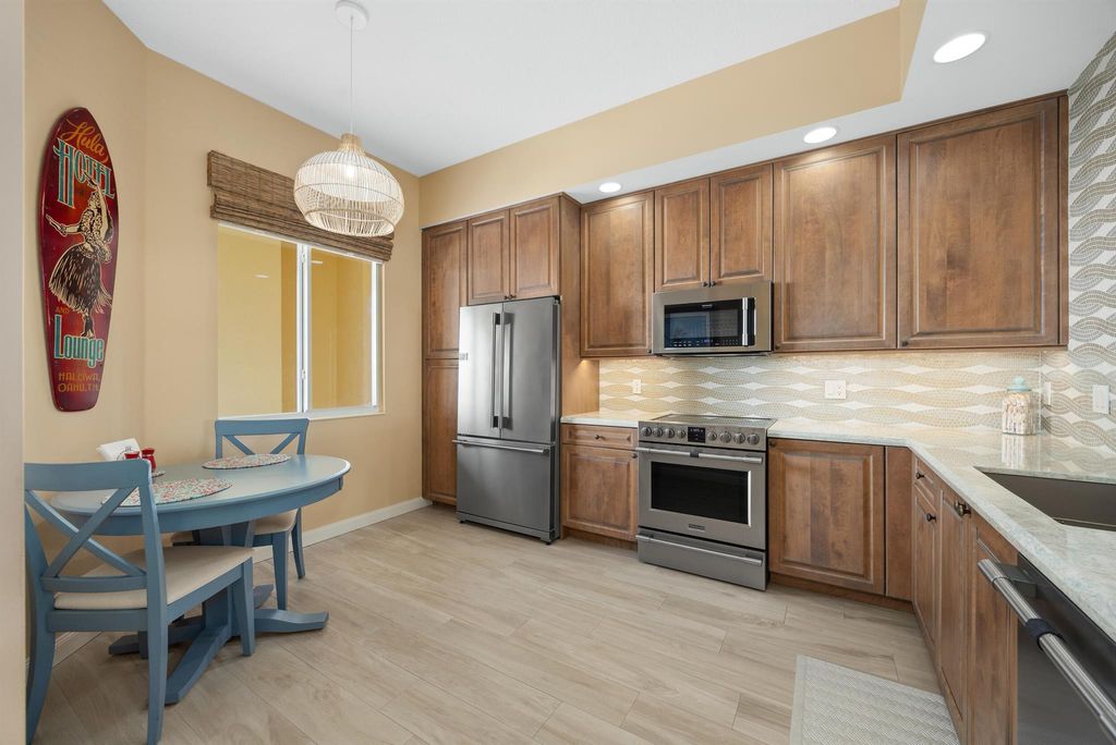 Photo of 37 Harbour Isle Drive E #304, Fort Pierce, FL 34949 (MLS # R11085177)