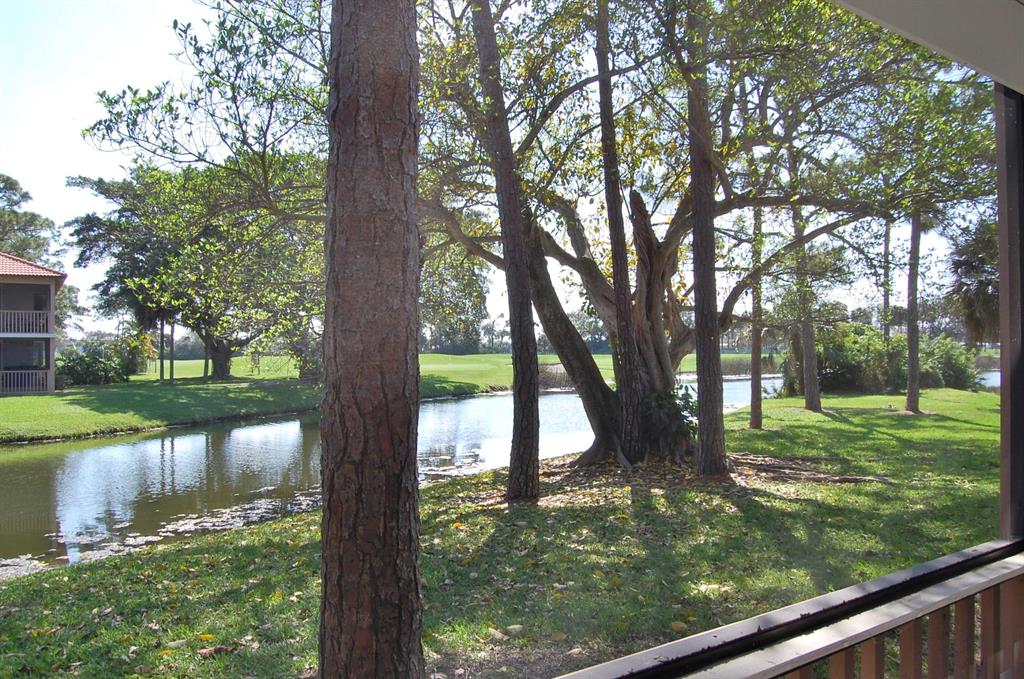 GOLF VILLAS - Residential