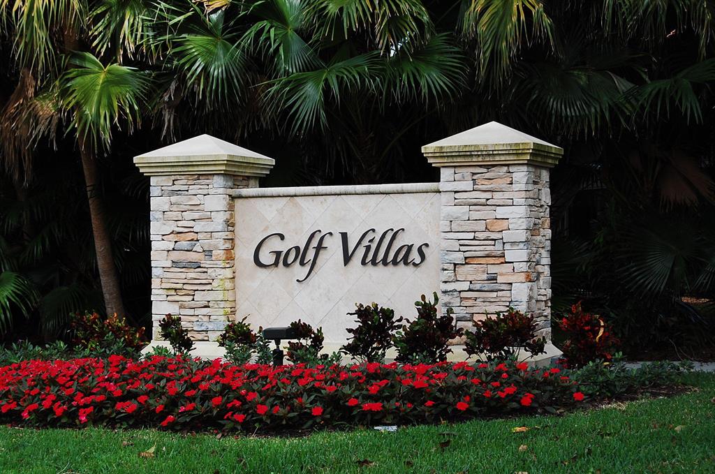 GOLF VILLAS - Residential