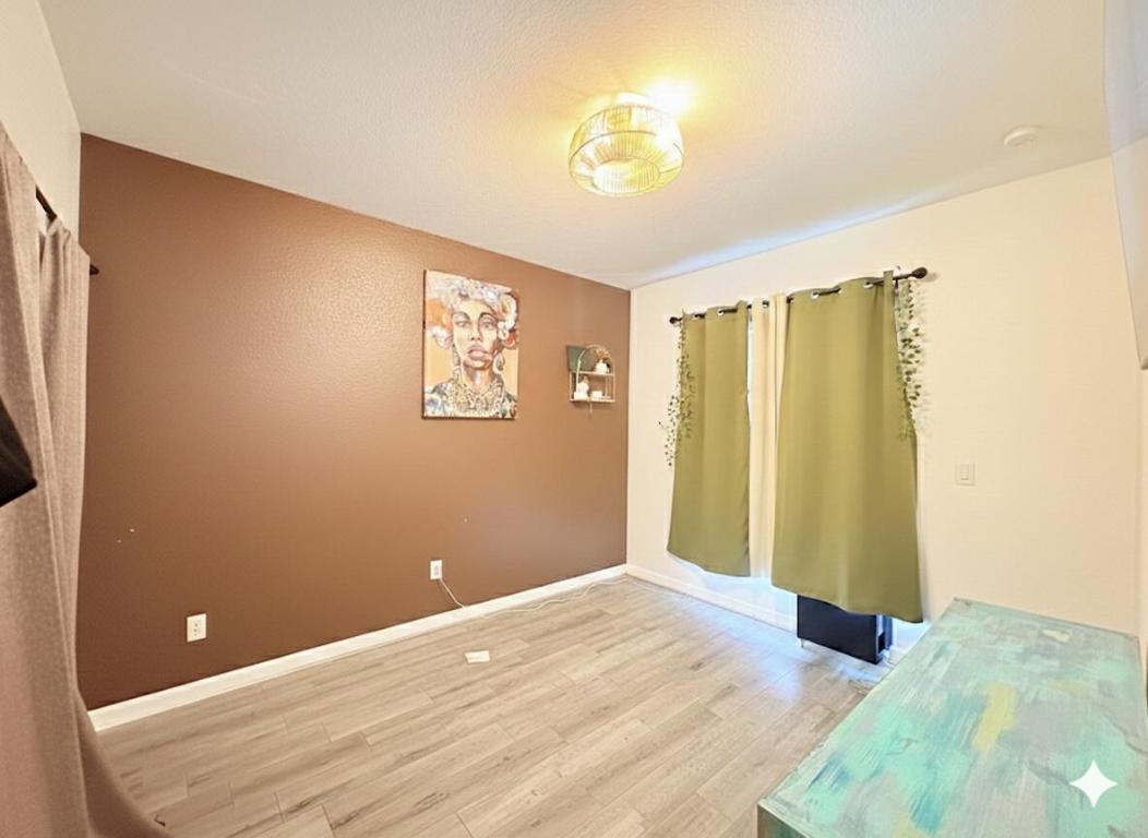 SILVER PALM EAST SEC TWO - Residential