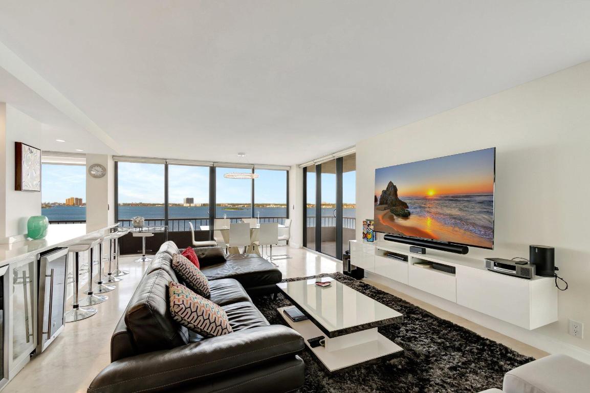 WATER GLADES - Residential Lease