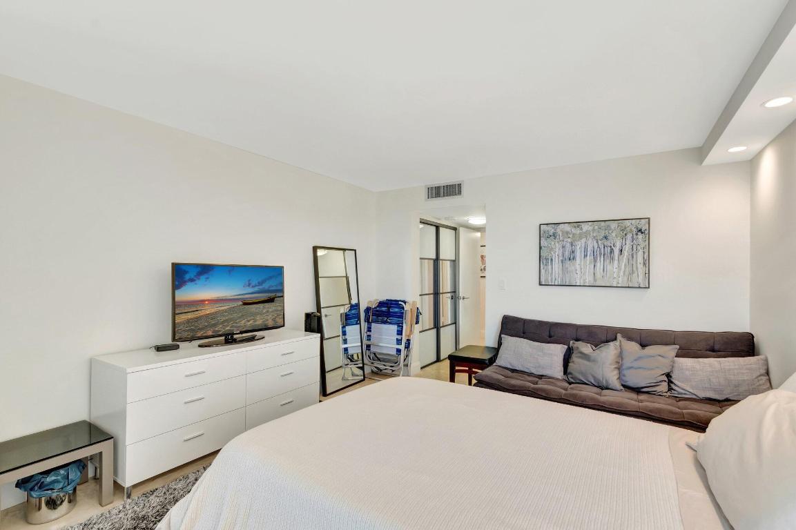 WATER GLADES - Residential Lease