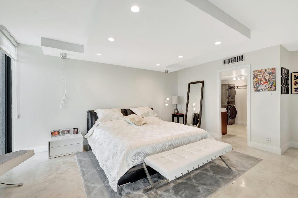 WATER GLADES - Residential Lease