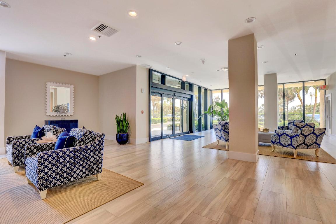 WATER GLADES - Residential Lease