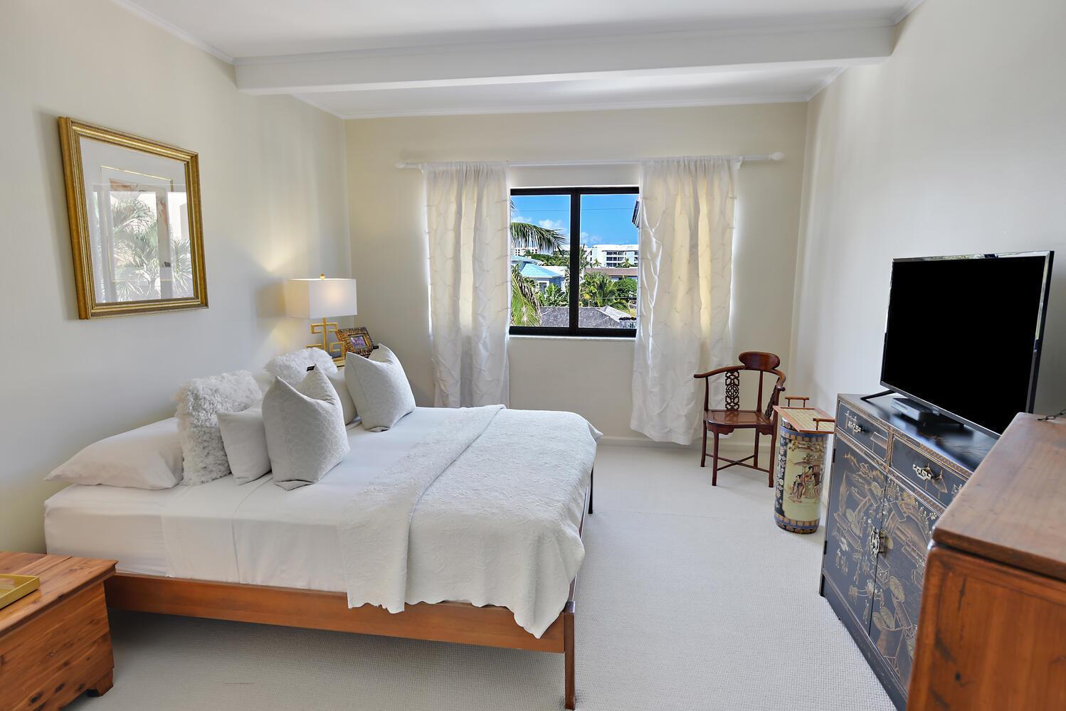 WINDEMERE HOUSE CONDO - Residential Lease