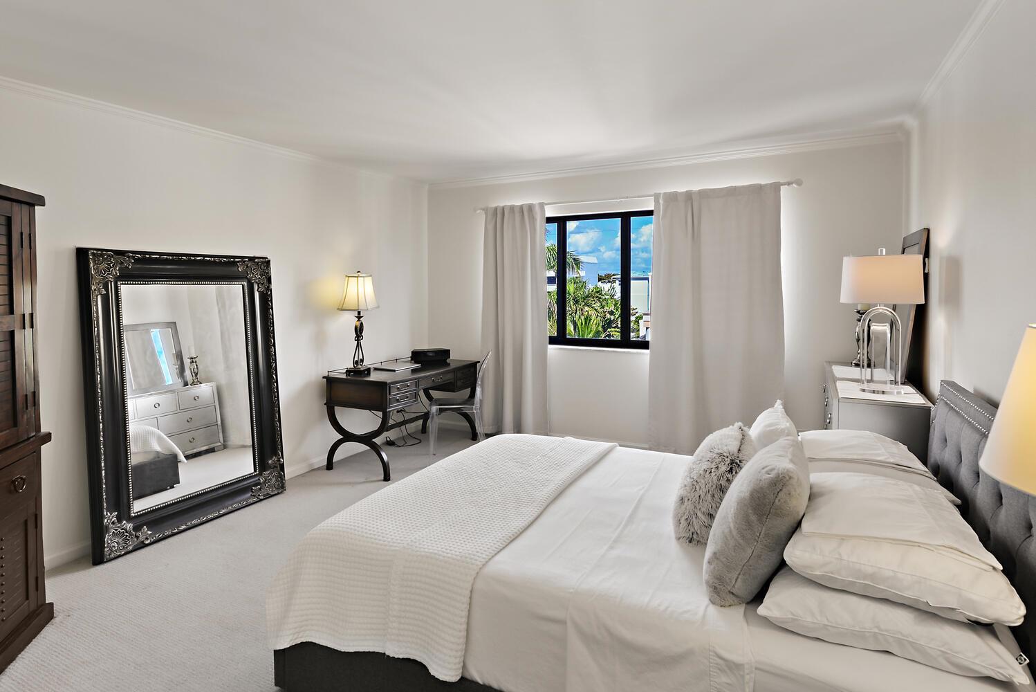 WINDEMERE HOUSE CONDO - Residential Lease