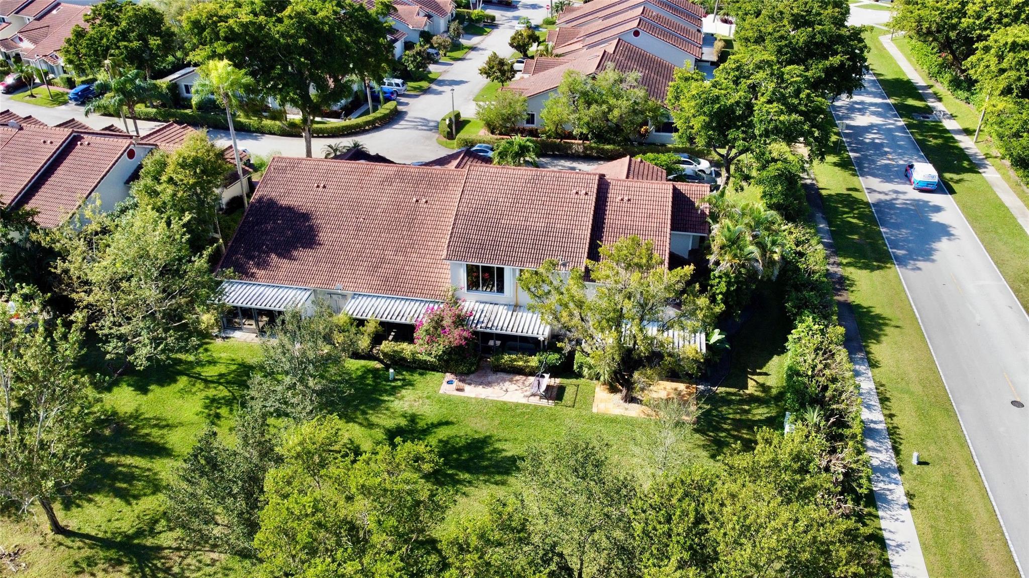 HOLIDAY SPRINGS VILLAGE - Residential