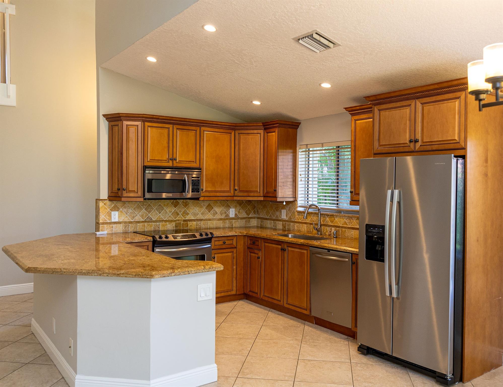 HOLIDAY SPRINGS VILLAGE - Residential