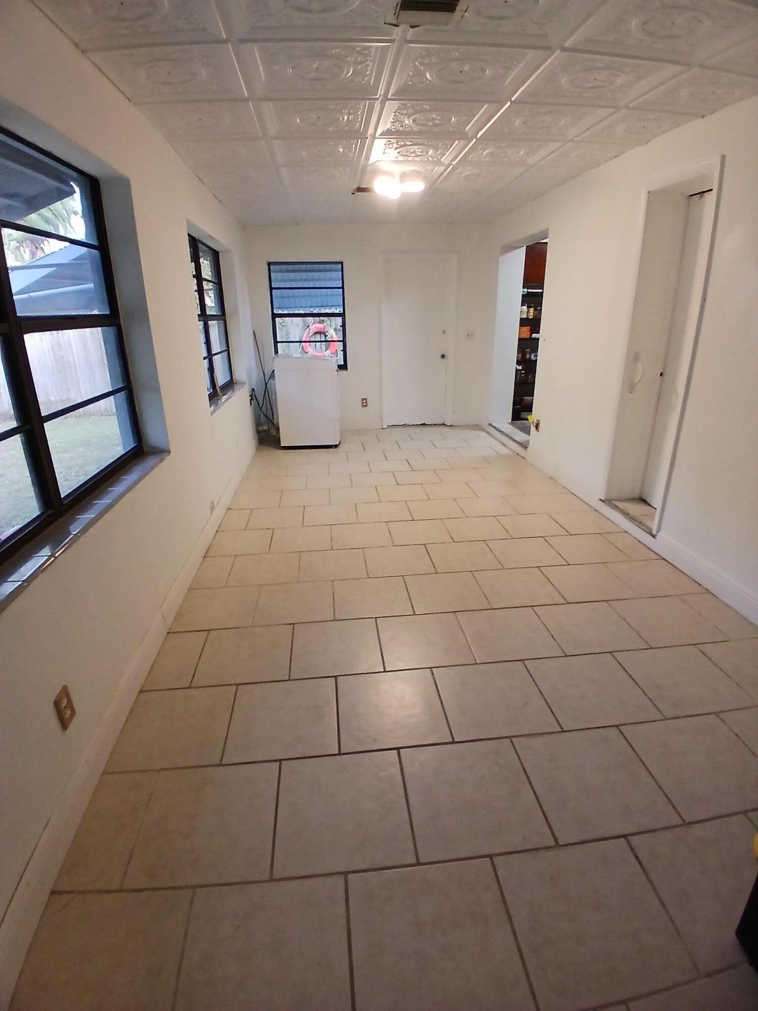 239 Gulfstream Blvd. ( Se 36 Ave.) Boulevard