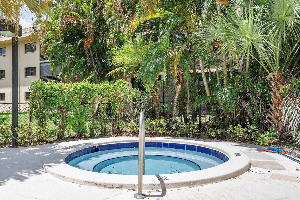 BONAIRE AT WOODMONT - Residential