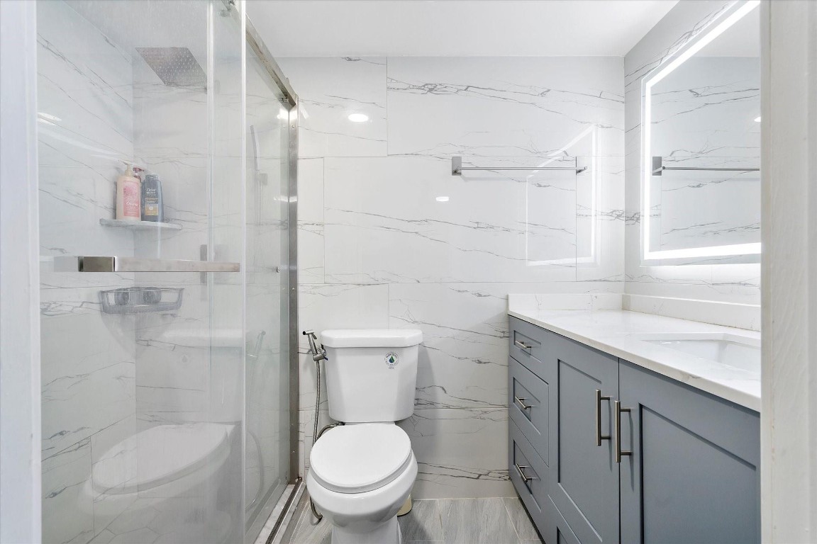 BONAIRE AT WOODMONT - Residential